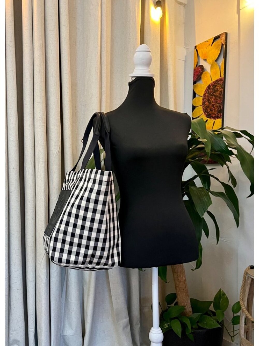 TORY BURCH BLACK AND WHITE PIPER GIGHAM TOTE - Picture 10 of 11